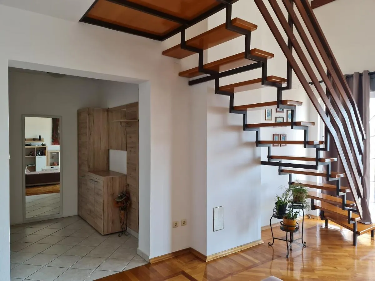 Apartments Lounger Crikvenica 0*,